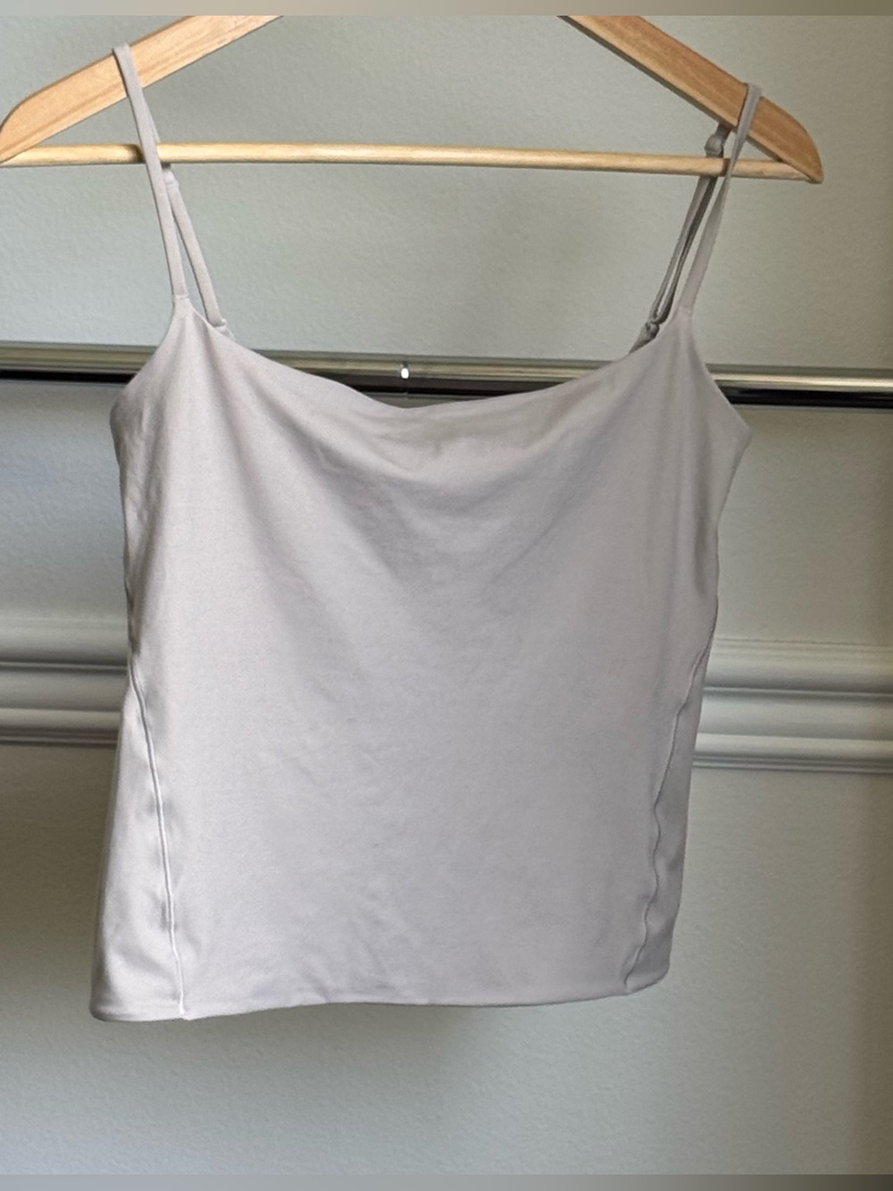 Lululemon Wundermost Ultra-Soft Nulu Spaghetti-Strap Adjustable Cami M Pre-owned